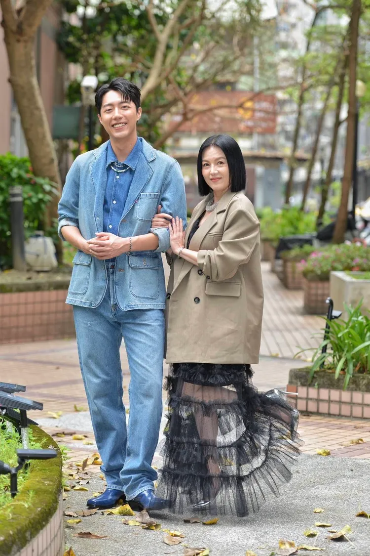 蔡凡熙、苗可麗。三立提供