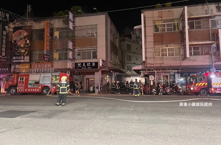 消防人員入內搜索，發現70歲獨居老婦人已經明顯死亡。屏東小鎮資訊粉絲提供