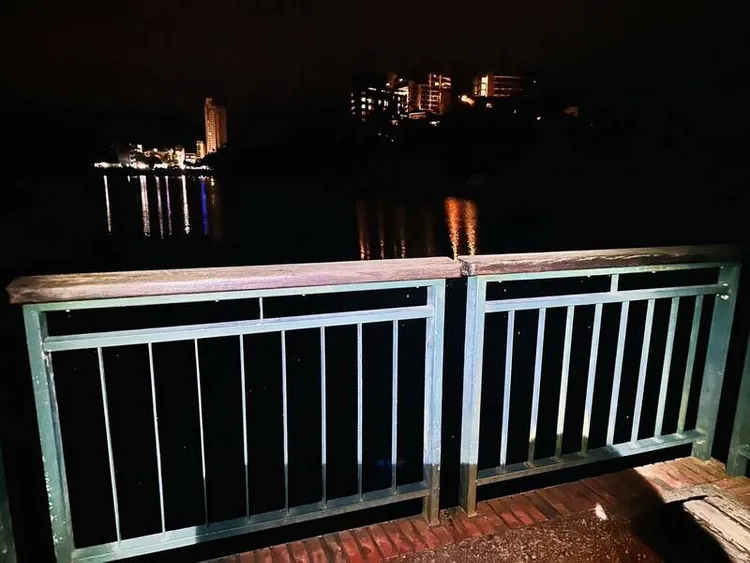 蘇男從台中開車到日月潭，14日晚間落水，隔天凌晨被人發現，車上還留有遺書。翻攝照片