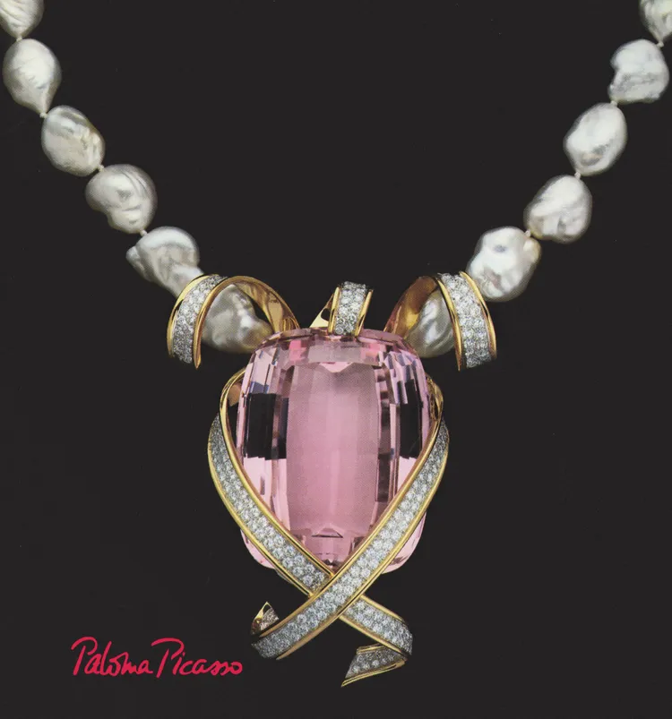 Tiffany 古典珍藏庫Paloma Picasso 孔賽石珍珠鑽石項鍊（1986-87年），長年展示於美國華盛頓博物館寶石藝廊，主石的孔賽石重達396.30克拉。品牌提供
