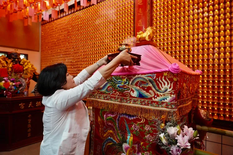 張麗善出席白沙屯媽祖登轎儀式。翻攝張麗善臉書