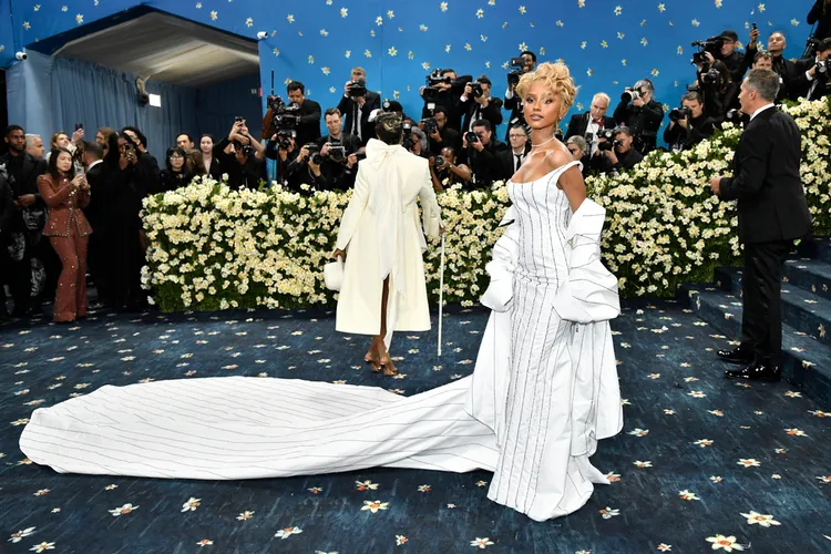 南非小天后Tyla身穿Jacquemus禮服。美聯社