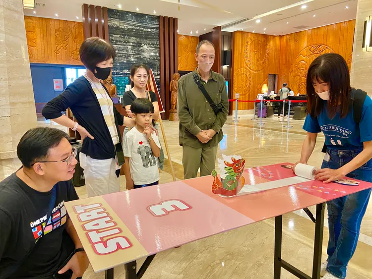 福容花蓮店_端午節當天，有趣味遊戲「乒乓粽動員」和「龍舟爭霸戰」，獲勝者還可獲得2025福隆國際沙雕季門票等精美好禮。業者提供