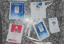 警方查獲假證件。警方提供