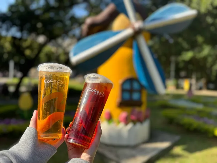 即日起至6月1日購買大杯紅茶、綠茶或青茶，任2杯特價39元。CoCo提供