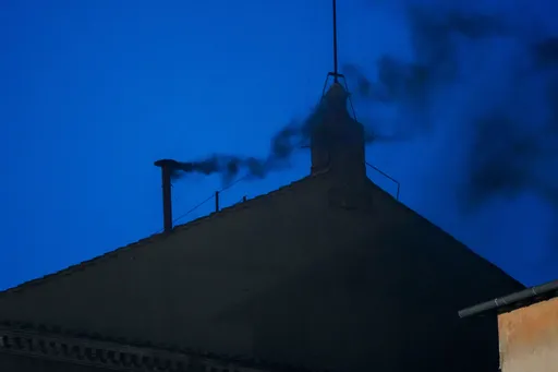 梵蒂岡升黑煙「新教宗」再等等!這天最可能選出