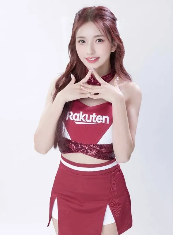 Dora棒籃雙棲，目前在樂天女孩是第2年。翻攝Dora IG