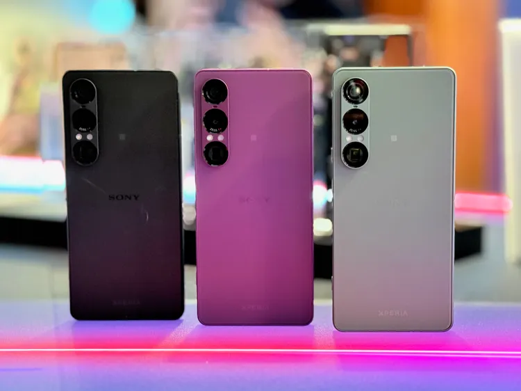 共有「森苔綠」、「石墨黑」與「羅蘭紫」三種配色選擇。趙筱文攝