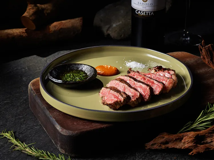 安格斯黑牛老饕牛排。業者提供