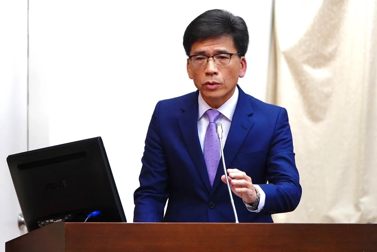 台幣強升衝擊壽險業配息金管會擬「勸退」業者撤銷股息發放申請｜壹蘋新聞網