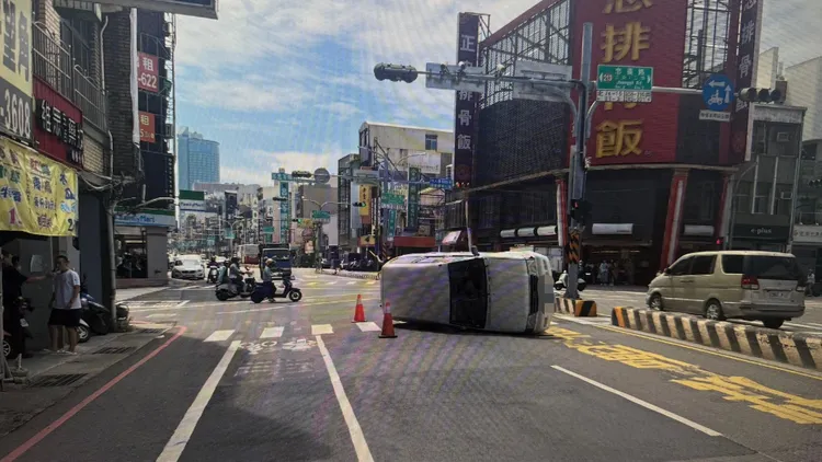 洪男未酒駕，自稱沒有疲勞駕駛，但行車紀錄器損毀，無法給警方調閱。翻攝照片