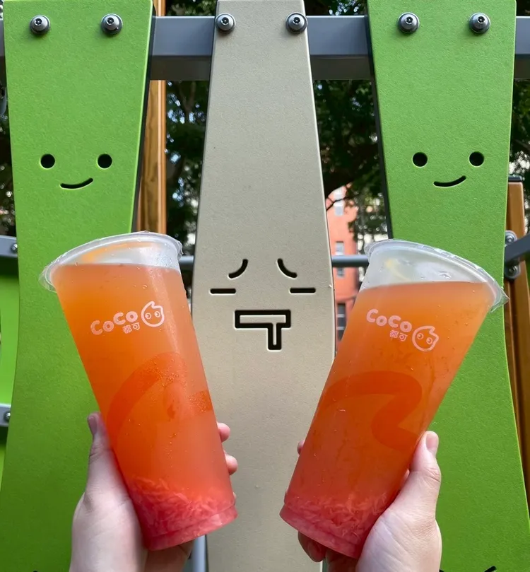 5月25日將推出2杯99元優惠活動，包含葡萄柚果粒茶等品項。CoCo提供