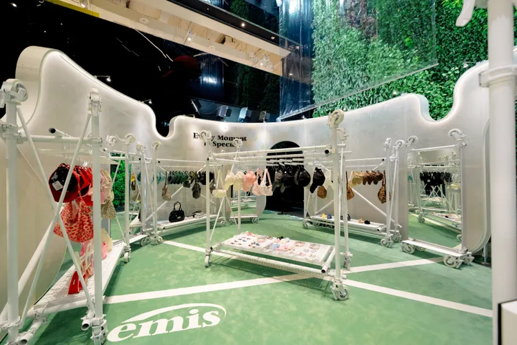 店內帶來同步韓國的新品。品牌提供