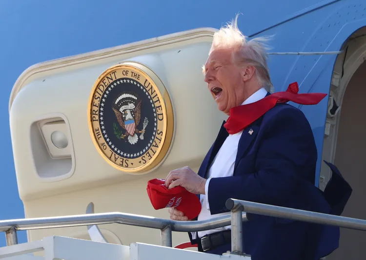 川普多次抱怨，現役的空軍一號過於老舊。路透社