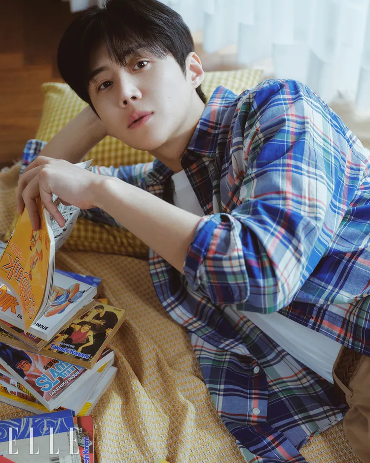 金宣虎穿著Beanpole的春夏系列造型。翻攝ellekorea IG