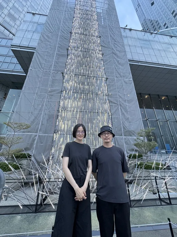 新加坡「照亮新加坡（i Light Singapore）」燈光節即將登場，來自台灣的創作團隊「有用主張UxU Studio」設立大型藝術裝置，期待激發民眾不同想像。 中央社