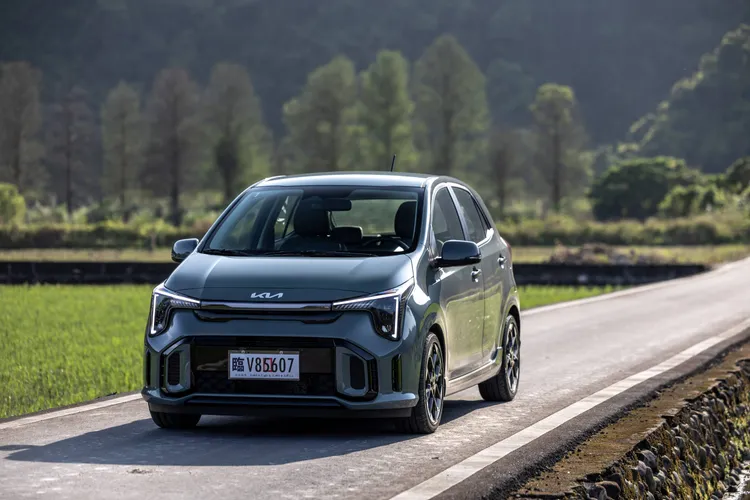 甫上市的輕奢精品掀背The new Picanto榮登同級進口銷售冠軍。業者提供