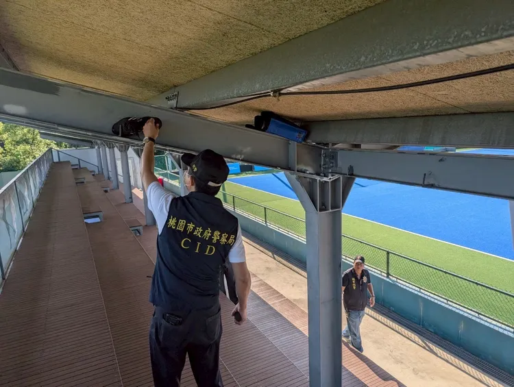 場地安檢。龍潭警分局提供