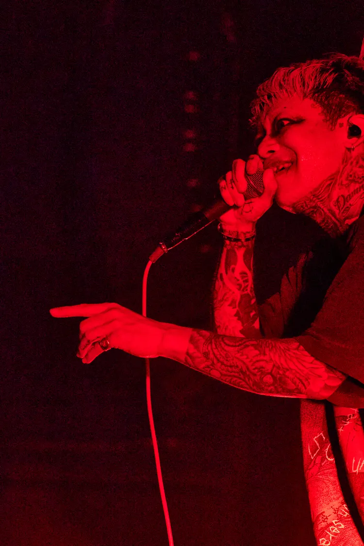 DIR EN GREY嘶吼開唱，讓全場熱血沸騰。credit：尾形隆夫