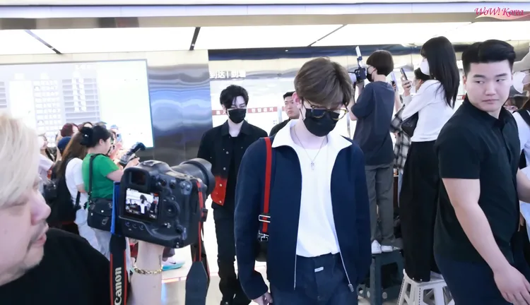 章昊、RICKY今天下午從日本返回韓國，臨時缺席高雄拼盤演唱會。翻攝YouTube