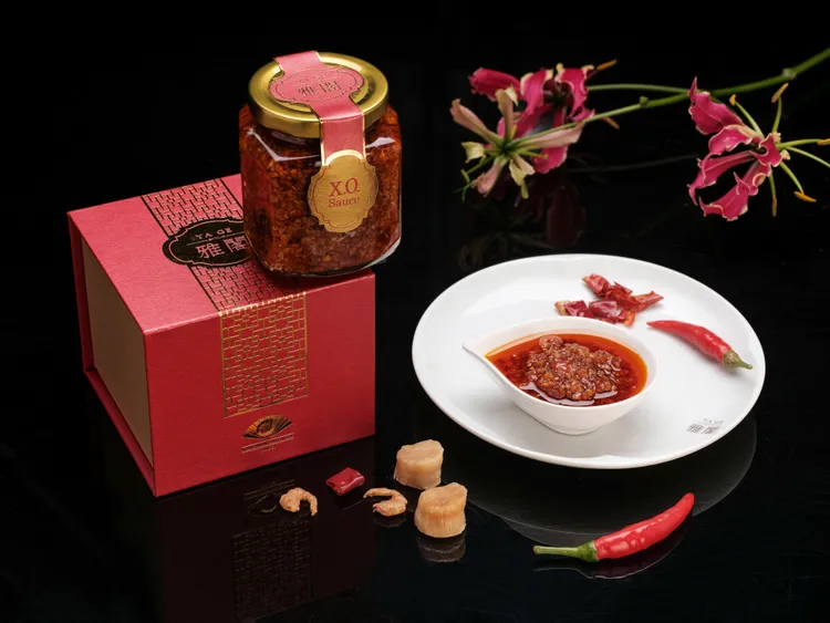 雅閣招牌手工X.O.醬亦可單獨購買，220克售價1280元。台北文華東方酒店提供