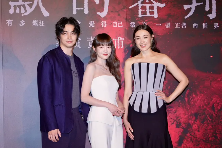 林敬倫（左起）和王淨、曾珮瑜戲裡家庭關係複雜，攝影中心攝