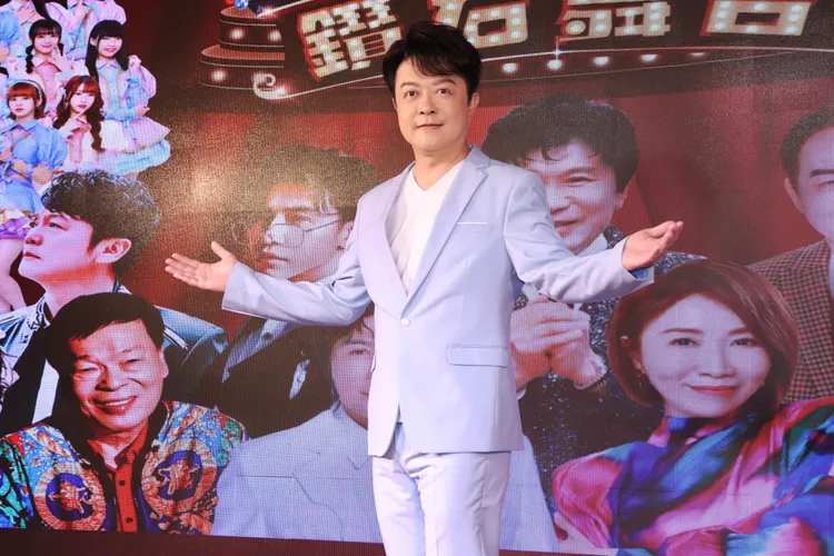 翁立友。莊宗達攝