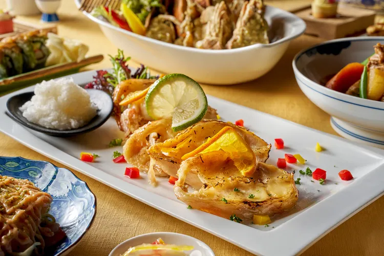 「甜酒釀喜知次漬燒」選用自富山灣的當令珍饈喜知次魚，融合甜酒釀香氣與魚鮮鹽烤風味，一試難忘。業者提供