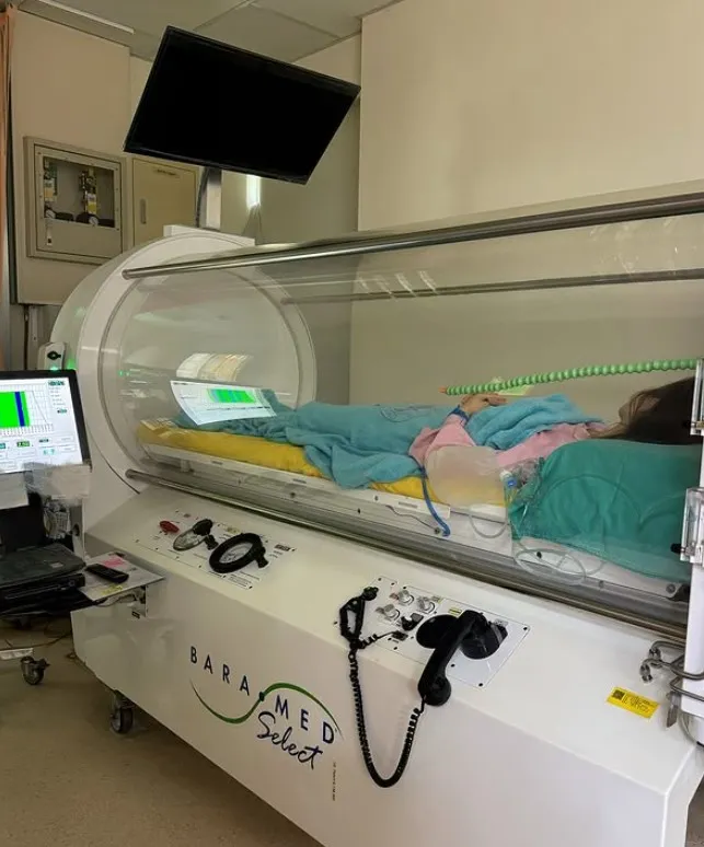 Elkie送醫治療。翻攝莊錠欣Elkie IG