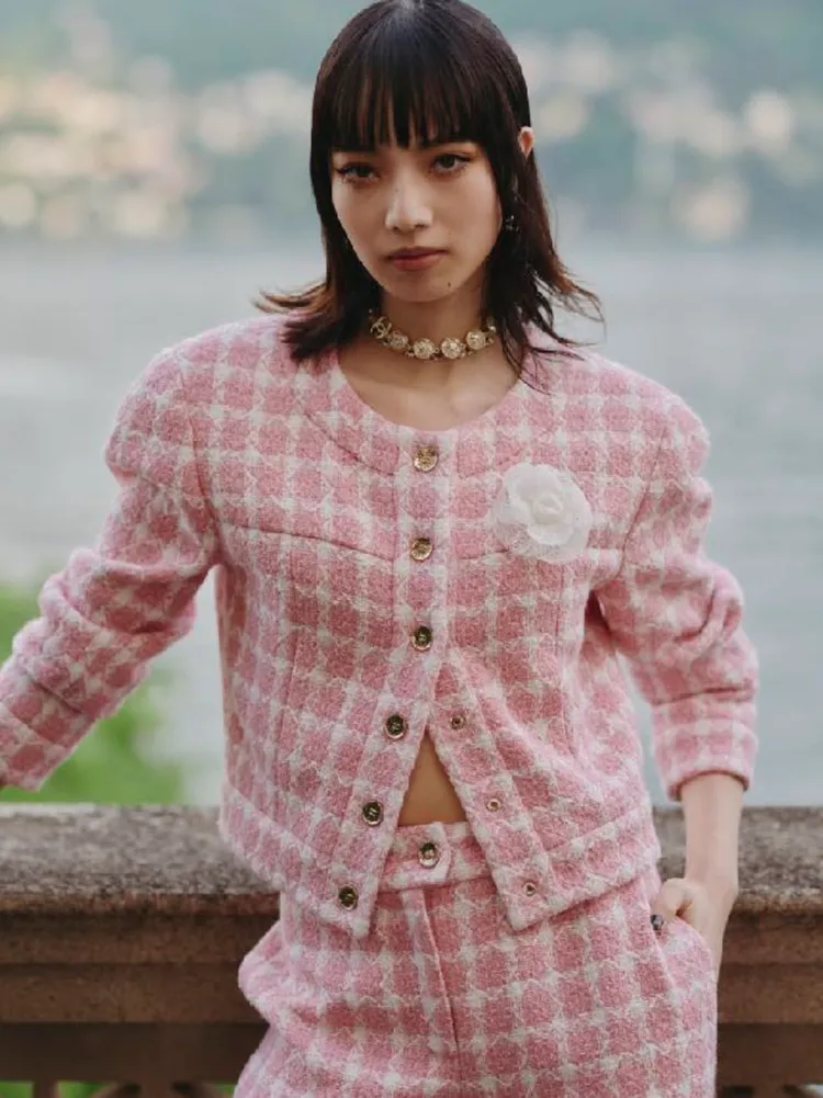 小松菜奈。品牌提供