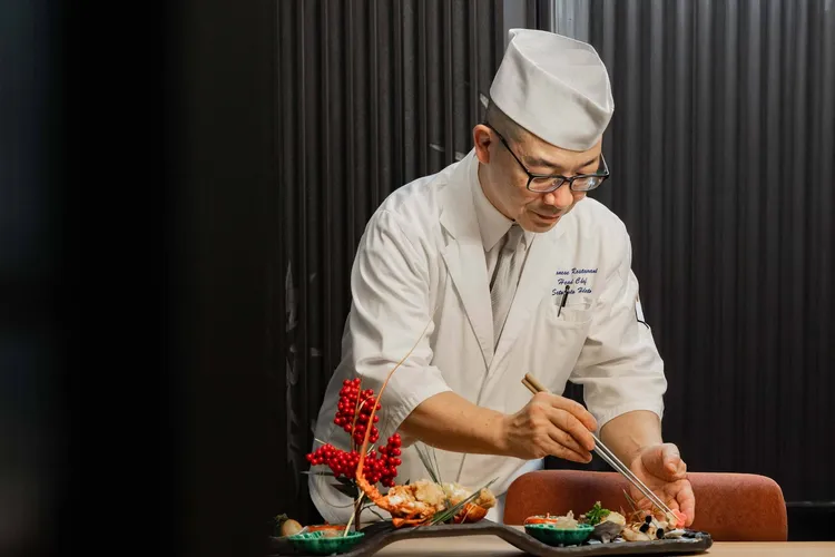 日本料理飛翔總料理長瀨戶本秀人。業者提供