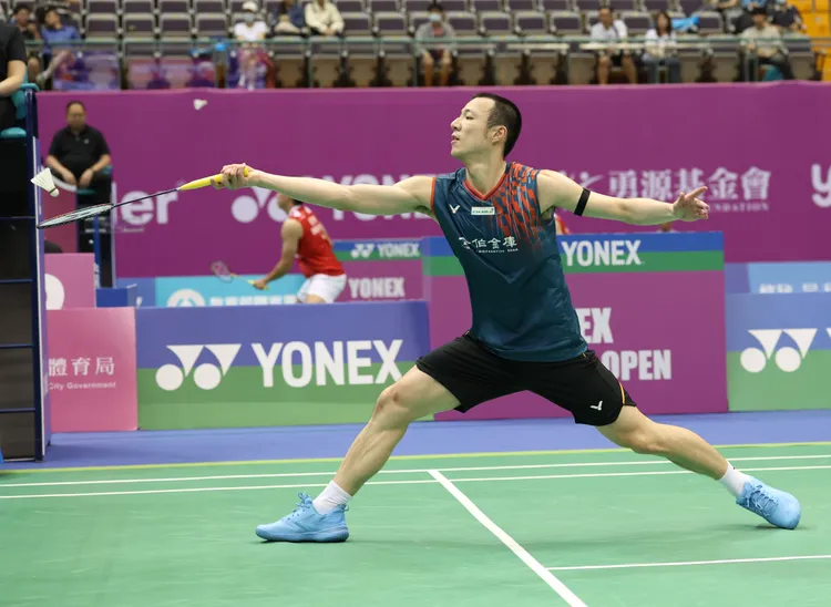 剛當完兵的王子維以平頭造型參加台北羽球公開賽。羽協提供