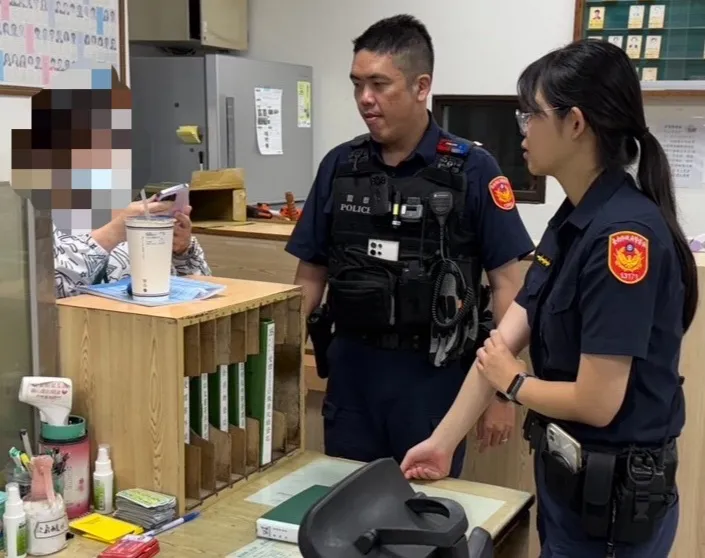 鄭女接到自稱165反詐中心電話講了一堆，她沒聽信而是跑到警所求助。翻攝照片