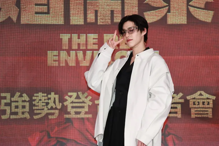 PP提到浴室戲騎在Billkin脖子上拍了8小時。攝影中心攝