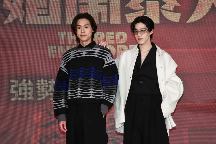 Billkin（左）、PP 3度合作，記者會上有不少甜蜜小動作。攝影中心攝