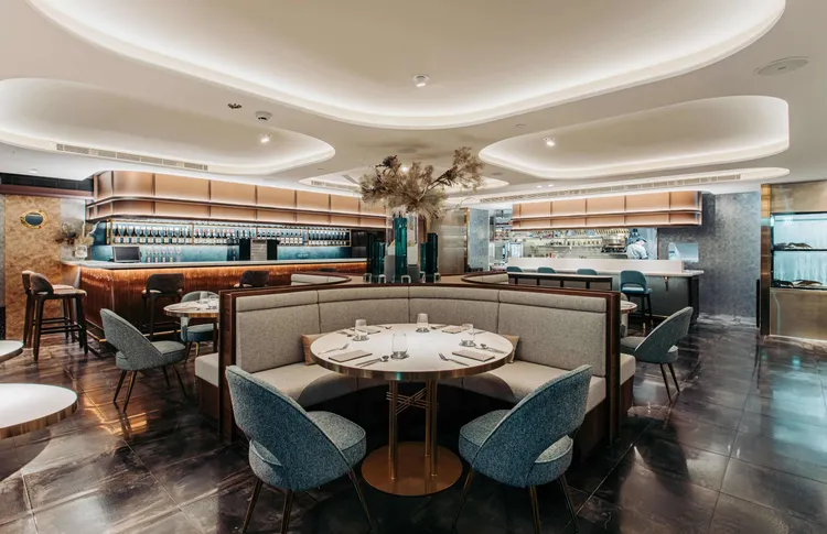 亞洲五十大主廚林泉(Richie Lin)所開設的全台首間以法式料理融合泰菜經典風味的餐廳-COAST。麗晶精品提供