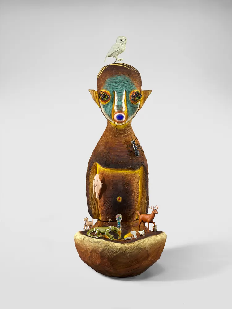 日本藝術家加藤泉木雕作品《無題》，估價約180萬至280萬港元（約720萬元至1120萬元台幣）。富藝斯提供