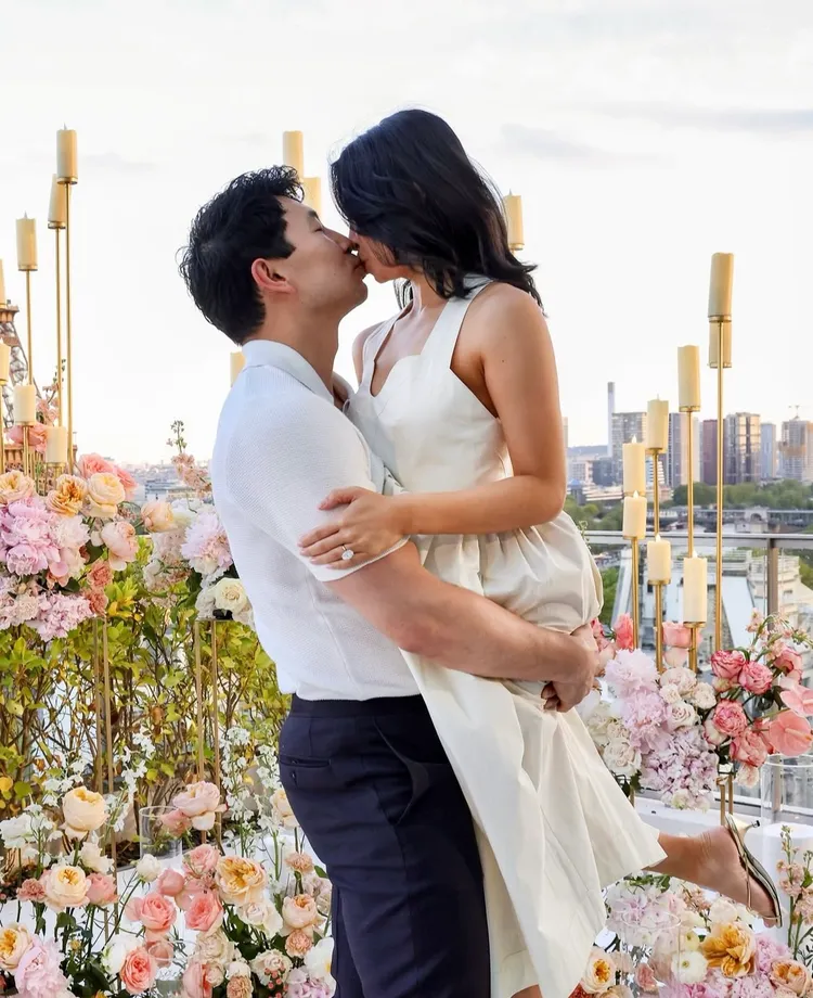 劉思慕甜穩未婚妻告白「我永遠選擇妳」。圖／翻攝IG