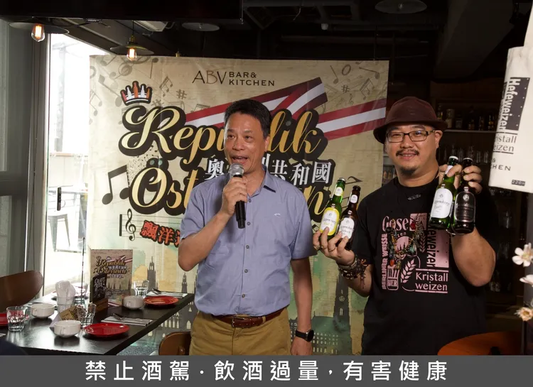 艾芬華國際負責人廖輝煌（左）表示，近年台灣進口啤酒雖以美國最多，但目前還受惠於啤酒零關稅未造成影響。ABV提供