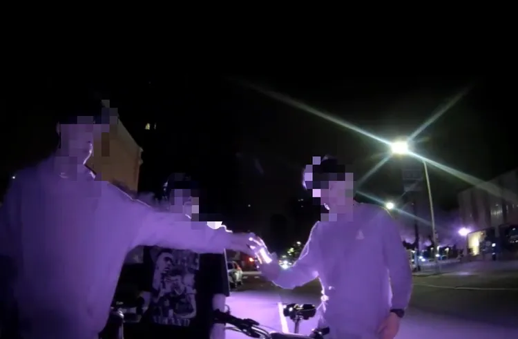 3名男大生酒後騎腳踏車同時被警方查獲。民眾提供