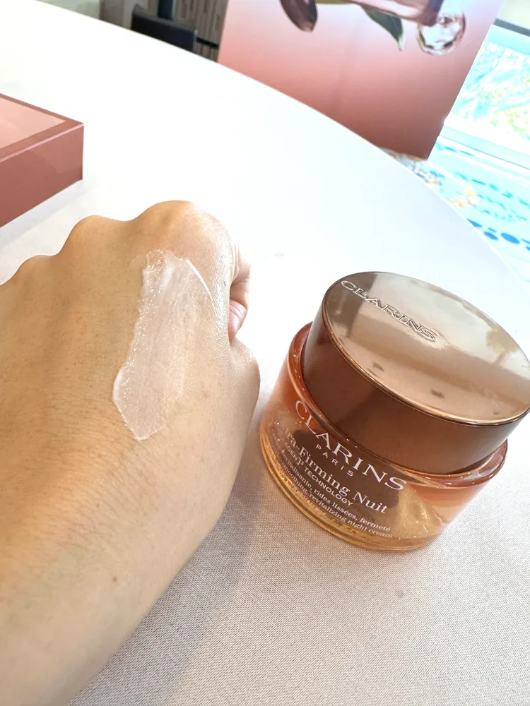 第9代膠原彈簧霜晚霜。張家玲攝