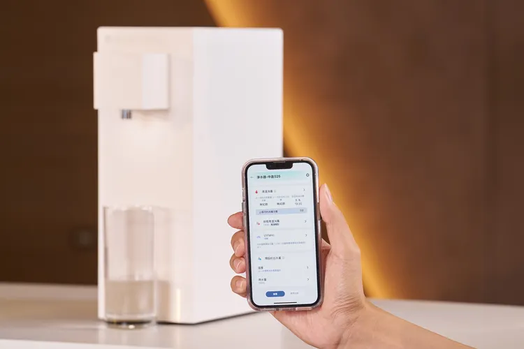 LG三款飲水機皆可透過 ThinQ APP 設定清潔頻率與時段。LG提供
