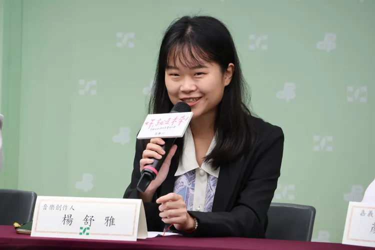 音樂創作人楊舒雅指出，女性早已是公民倡議的重要基石，在罷免行動中，超過六成志工是女性。記者莊宗達攝