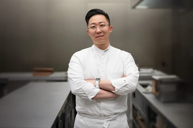 doughroom義式餐廳創辦人兼行政主廚李駿(Jun Lee)，即日起展開為期四天的現場客座獻藝，與饕客近距離交流。台北寒舍艾美酒店提供