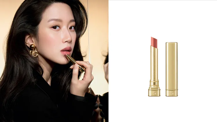 文佳煐演繹唯我絲緞釉光唇膏#MY1984。品牌提供