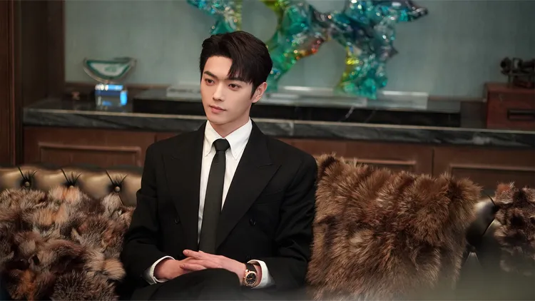 許凱首次挑戰霸總角色。中天娛樂台提供