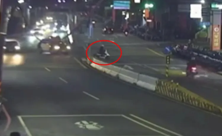 違規騎士起身後想逃仍落網。警方提供