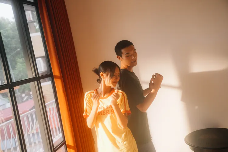 牧森MV新作品獻出舞蹈螢幕首秀。周子娛樂提供