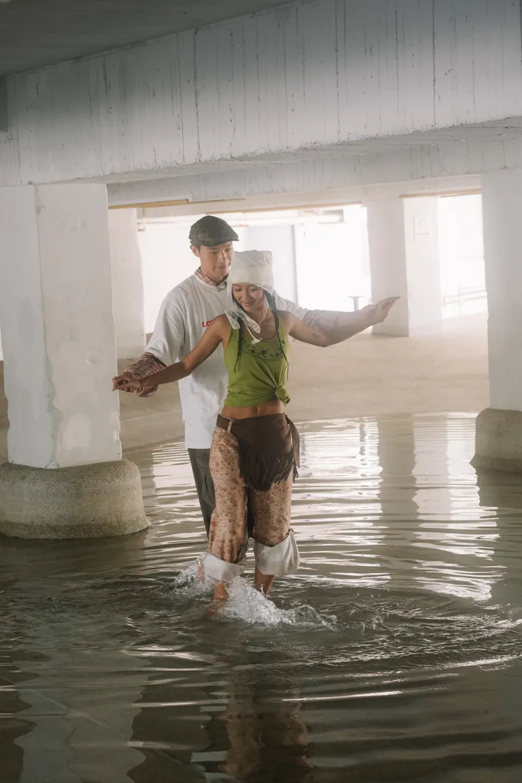 牧森難忘在水中合跳雙人舞。周子娛樂提供