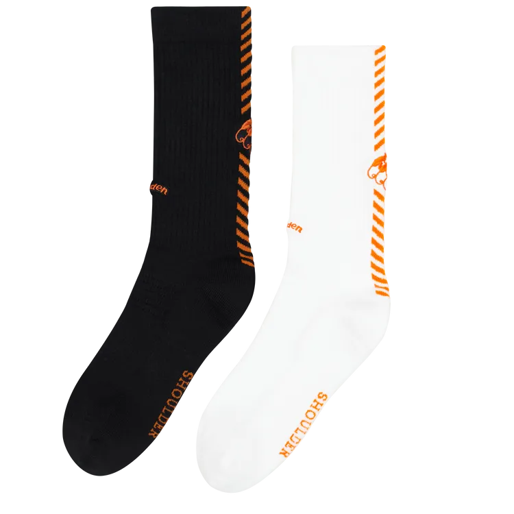 限量聯名盲盒組，隨機附贈WODEN®聯名潮物乙款-襪子。業者提供